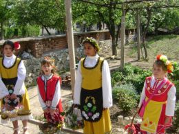 Лазарки - 2013г. - 04 - ОУ Граф Н. Игнатиев - Граф Игнатиево, Пловдив