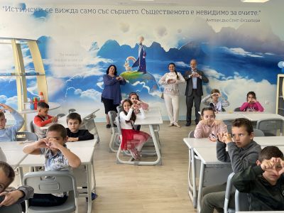 Класна стая на Ана Панева и Огнян Джонгаров - ОУ Граф Н. Игнатиев - Граф Игнатиево, Пловдив