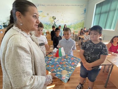 Класна стая начален етап 4 б клас - ОУ Граф Н. Игнатиев - Граф Игнатиево, Пловдив