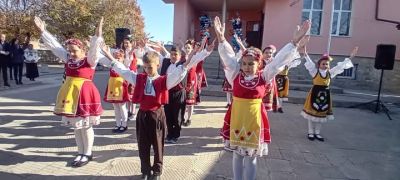 Откриване на училищна STEM среда и високотехнологични оборудвани и свързани класни стаи (ВОСКС) - ОУ Граф Н. Игнатиев - Граф Игнатиево, Пловдив